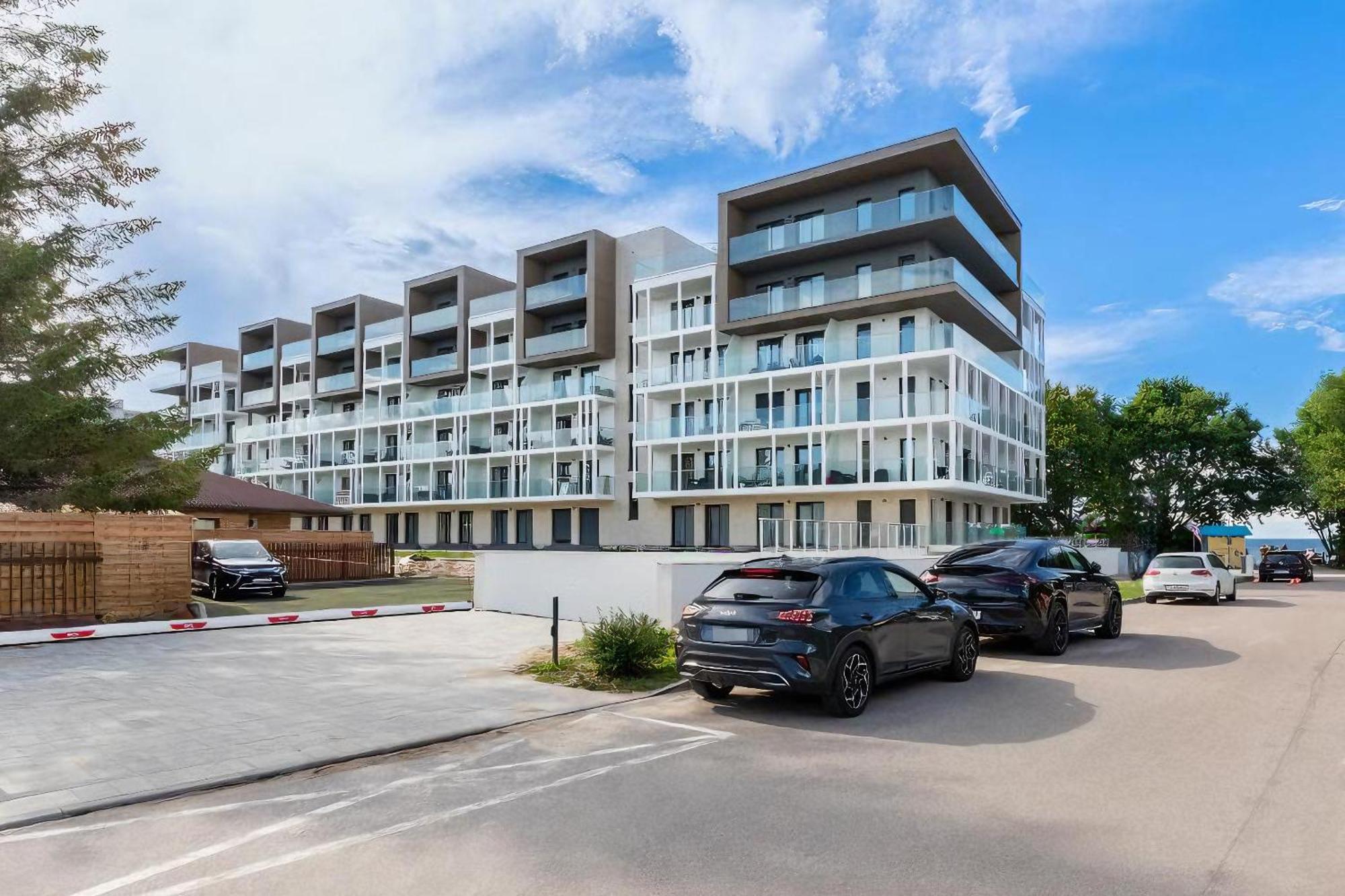 Apartament 018 Tuz Przy Plazy Z Tarasem I Parkingiem Perlowa Przystan เชียโนเซตี ภายนอก รูปภาพ